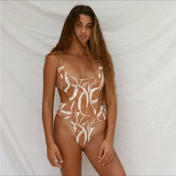 Stone Fox Jamila Terry One-piece - Picture 1 of 9